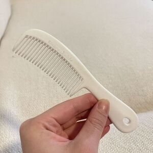 Vintage Unbreakable USA White Wide Tooth Comb Plastic Pocket‎ Purse Hair Style